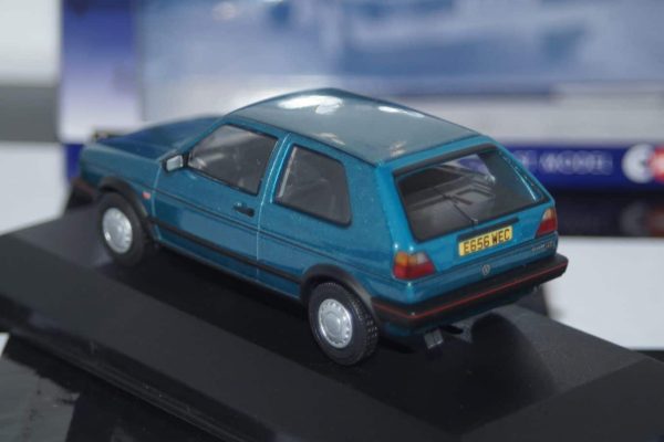 Vanguards volkswagen golf mk2 gti 16v va13606 1:43 scale