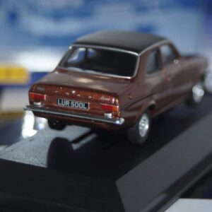 Vanguards volkswagen golf mk2 gti 16v va13606 1:43 scale