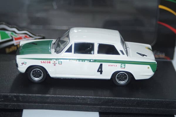 Trofeu ford lotus cortina 1st monte claros 1967 1:43rd rr.ac 22
