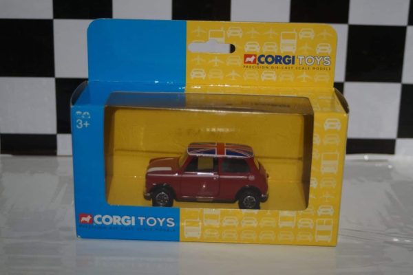 Corgi mini union jack 2011 in 1:36 ty82248