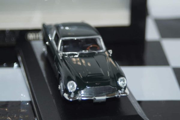 Minichamps aston martin db5 1964 green 1:43 400 137262