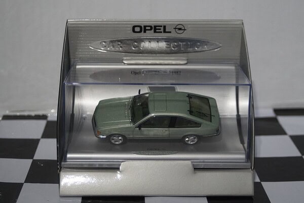 Schuco opel monza 1980 green 1:43 9163237