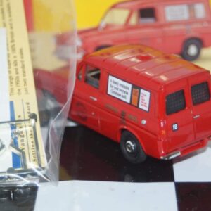 Vanguards austin mini van automobile association va14002 1:43 scale