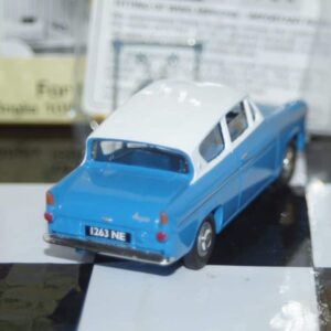 Vanguards austin mini van automobile association va14002 1:43 scale