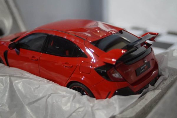 Vanguards ford capri mk3 1982 british saloon cars va10806 1:43 scale