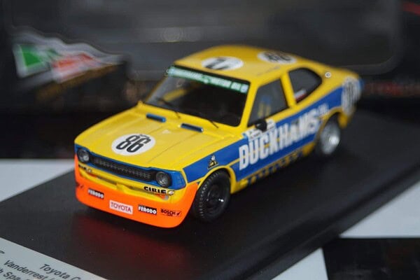 Subaru impreza rallye safari 1999 1:43rd scale rr.ke 06 trofeu
