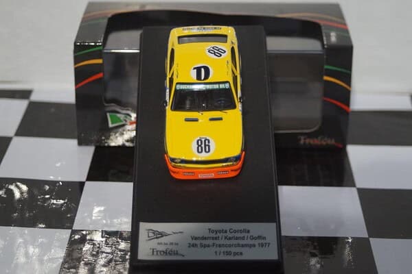 Subaru impreza rallye safari 1999 1:43rd scale rr.ke 06 trofeu