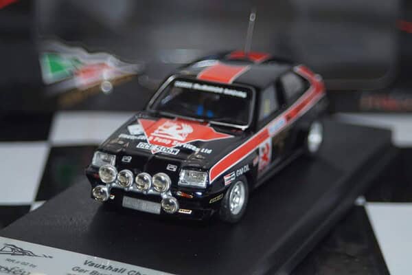 Subaru impreza rallye safari 1999 1:43rd scale rr.ke 06 trofeu