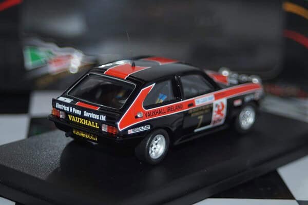 Subaru impreza rallye safari 1999 1:43rd scale rr.ke 06 trofeu