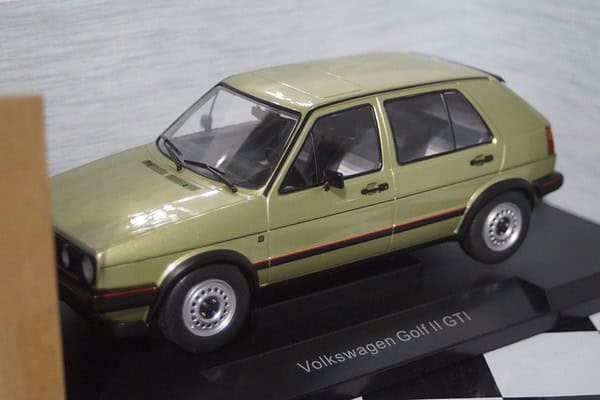 MODELCAR Group Ford Sierra Sapphire Cosworth Black 1:18 Scale MCG18173