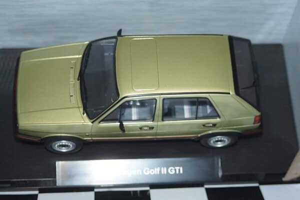 MODELCAR Group Ford Sierra Sapphire Cosworth Black 1:18 Scale MCG18173