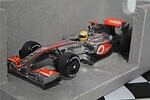 Minichamps mclaren mercedes mp 4-24 hamilton 2009  f1 1:18