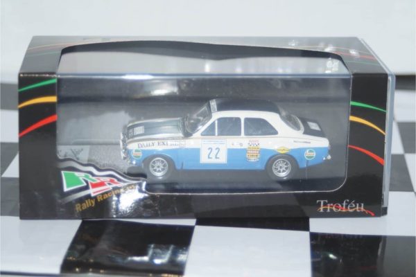 Vauxhall Chevette HSR Circuit of Ireland 1:43rd Scale RR.ir 03 TROFEU