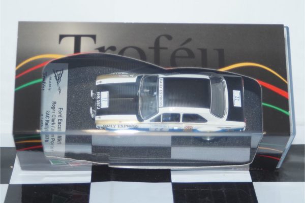 Vauxhall chevette hsr circuit of ireland 1:43rd scale rr.ir 03 trofeu