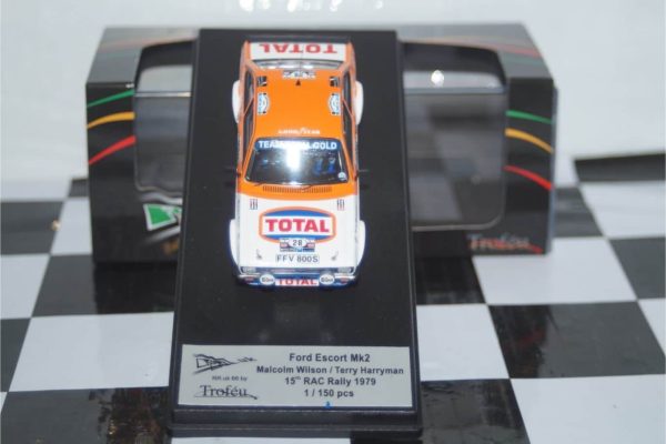 Vauxhall chevette hsr circuit of ireland 1:43rd scale rr.ir 03 trofeu