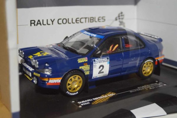 Sunstar ford escort rs turbo 1984 white 4963r 1:18 scale