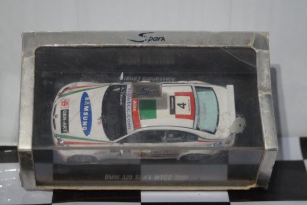 Spark porsche 917 lh 24h lemans 1971 larrousse 1:43 resin s1099