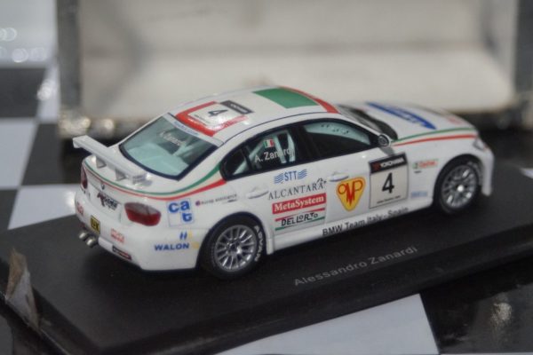 Spark porsche 917 lh 24h lemans 1971 larrousse 1:43 resin s1099