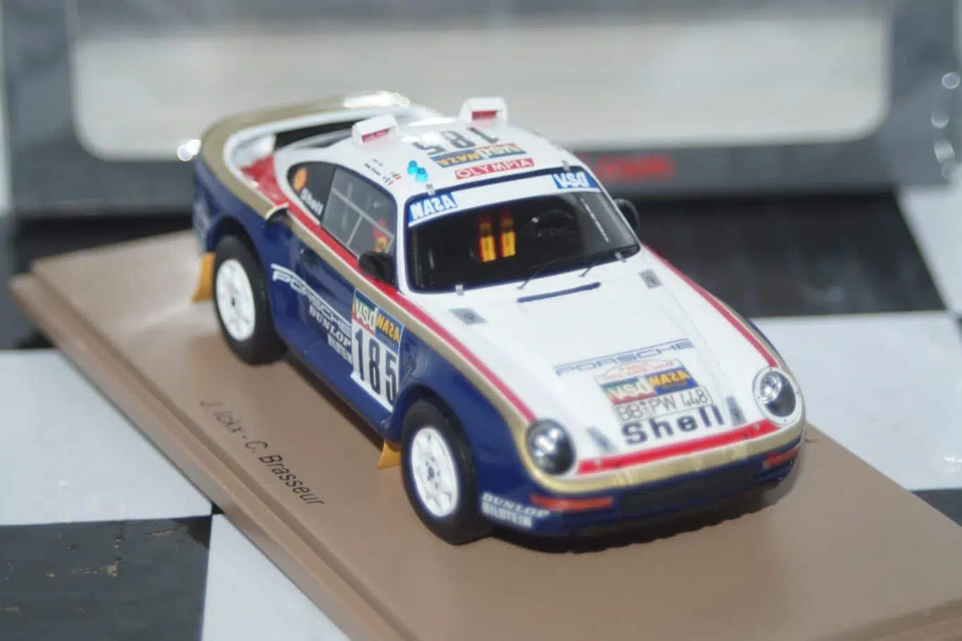 【値下げ】 Spark Porsche 959 2nd Paris-Dakar 1986 1:43 Resin S7814 ミニカー