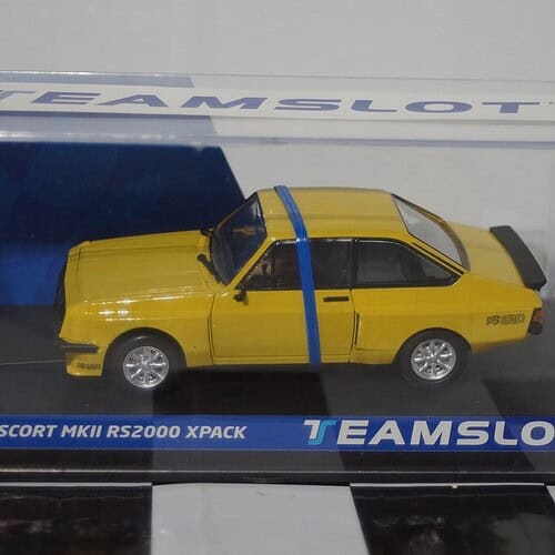 TeamSlotFordEscortMkRSXPackRoadcarYellow