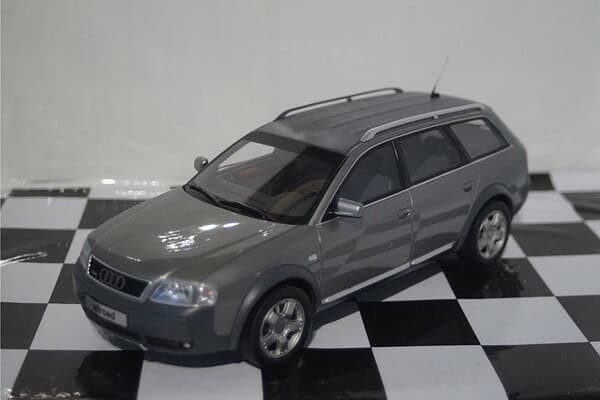 Otto peugeot 405 mi16 super tourismo l.aiello 1992 1:18 ot364