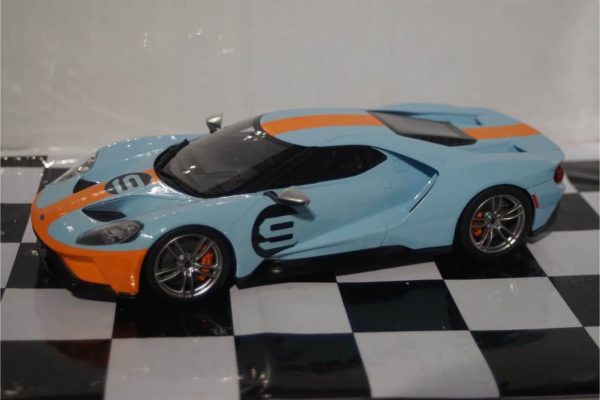 Gt spirit ford gt 40 heritage edition 2019 1:18 resin gt783