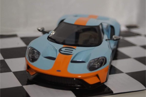 Gt spirit ford gt 40 heritage edition 2019 1:18 resin gt783