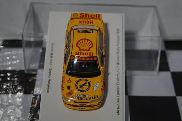 Spark mitsubishi lancer evolution rally finland 1995 1:43 resin s6502