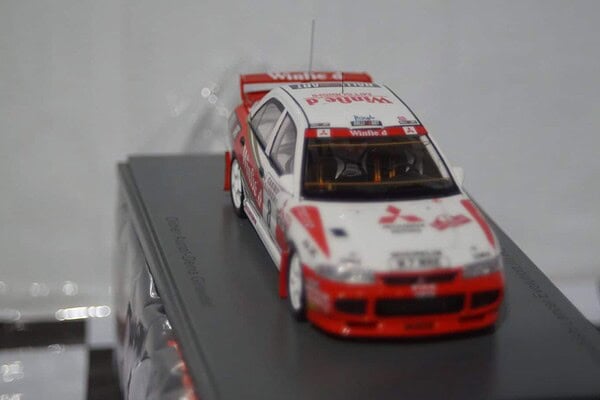 Spark mitsubishi lancer evolution rally finland 1995 1:43 resin s6502