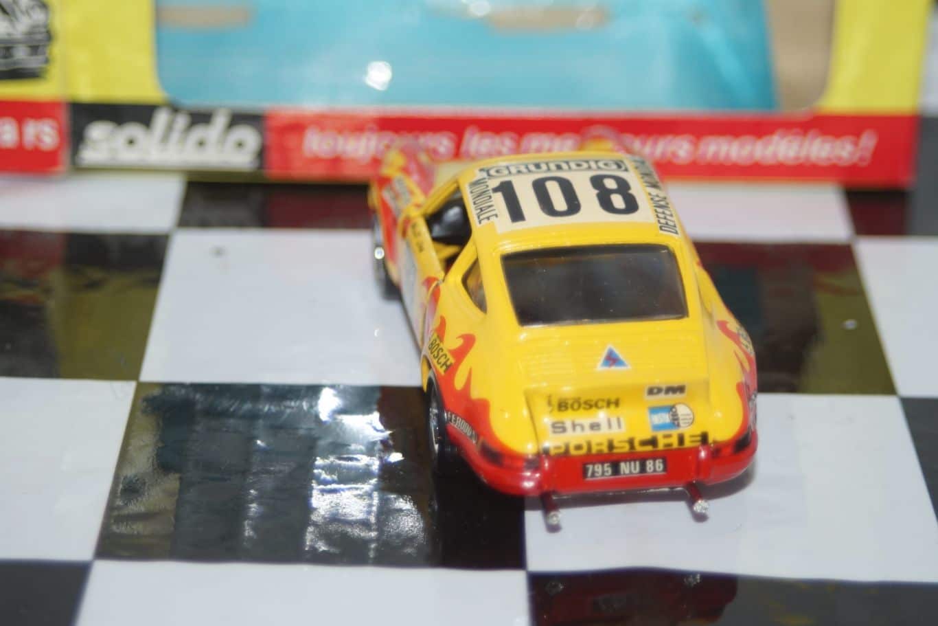 Kit Maquette Porsche Carrera RS Gr.3 #84 – Le Mans 1975 – Remember 1/43 Résine