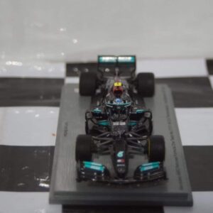 Spark mercedes-amg f1 w12 e-performance bahrain gp 2021 1:43 resin s7661