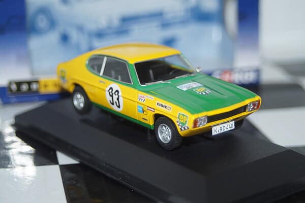Vanguards ford capri 2300gt mk1 tour de france 1969 va13312 1:43 scale