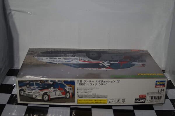 Hasegawa mitsubishi lancer evolution 4 1997 safari rally 1:24 model kit 20395