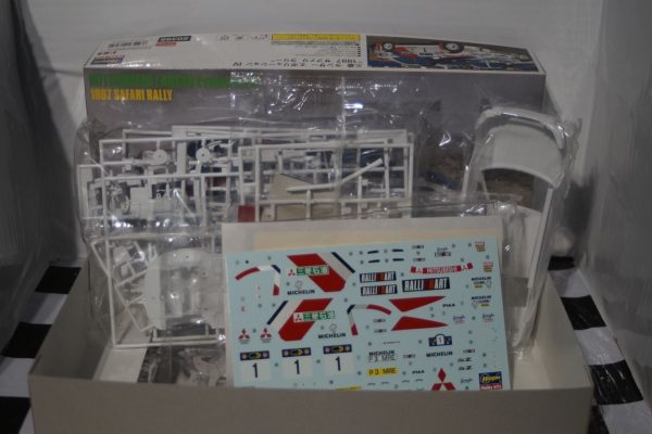 Hasegawa mitsubishi lancer evolution 4 1997 safari rally 1:24 model kit 20395