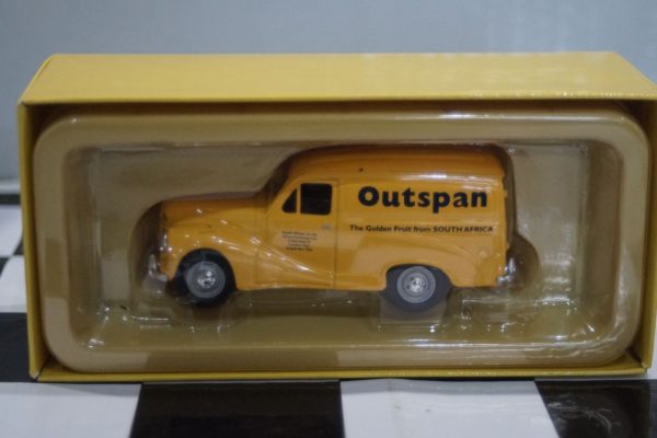 Vanguards austin a40 van outspan yellow va00320 1:43 scale