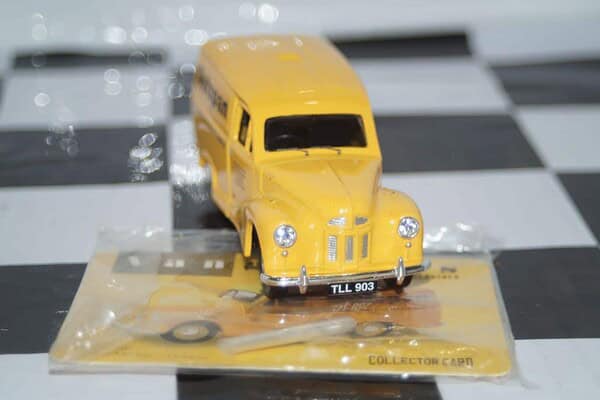 Vanguards austin a40 van outspan yellow va00320 1:43 scale