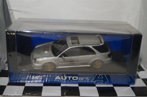 Subaru New age Impreza WRX Wagon STI 2001 1:18 Diecast Autoart 78631