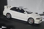 MitsubishiLancerEVOVIStreetRHDWhite:DiecastAutoart