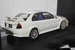 MitsubishiLancerEVOVIStreetRHDWhite:DiecastAutoart