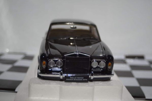 Paragon models rolls royce silver shadow 1:18 diecast pa-98202