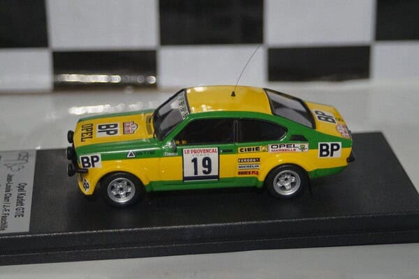 Trofeu toyota corolla levin 1000 lakes rally 1977 m.saaristo 1:43rd rr.fi 14