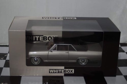 Whitebox Opel Diplomat A Coupe Silver 1:24 WB124082-O