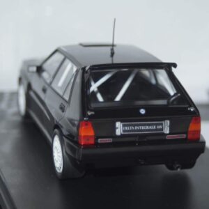 Whitebox opel diplomat a coupe silver 1:24 wb124082-o