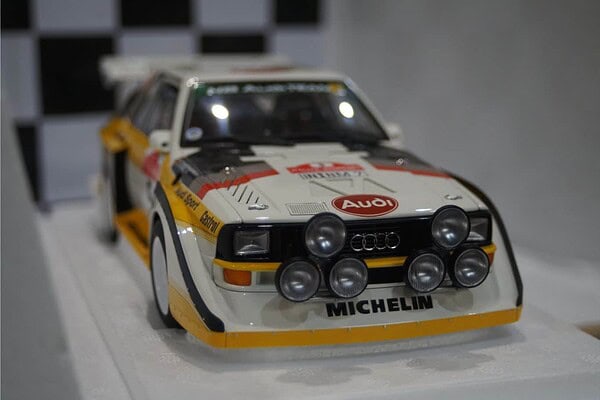 Autoart audi quattro s1 rally sanremo with figure and case 1:18 diecast 88503