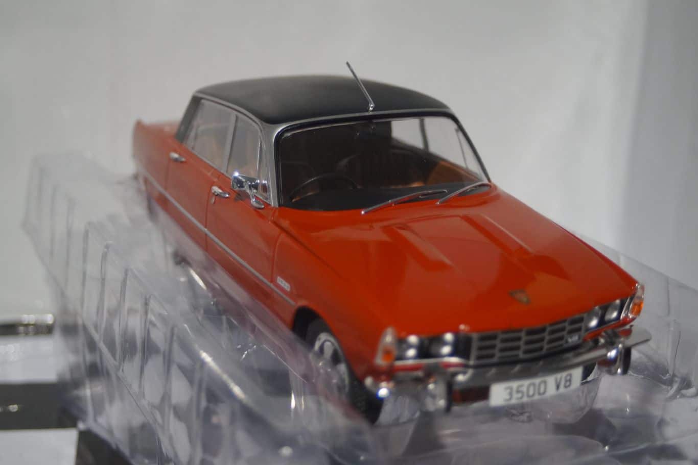 Model Car Group Rover 3500 P6 Red MCG18288