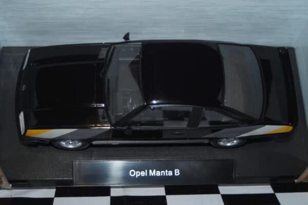 Model car group opel manta b magic black mcg18256