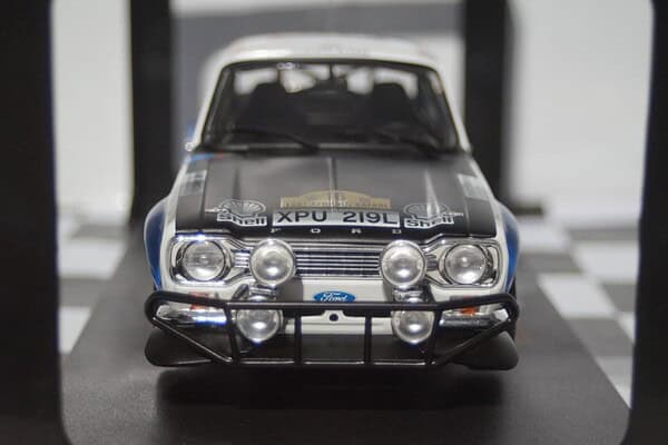 Ixo ford escort mk1 rs 1600 safari rally 1973 1:18 18rmc075c.20
