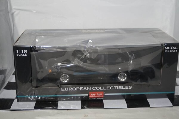Sunstar ford escort rs turbo 1984 black 4964r 1:18 scale