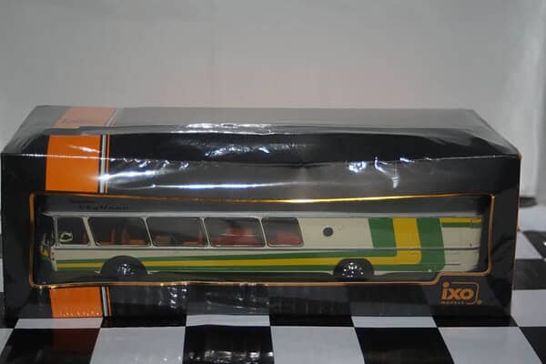 ixo Neoplan NH 9l 1964 Single Deck Coach 1/43 Diecast BUS011
