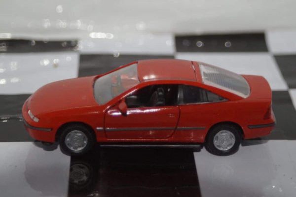 Gama vauxhall calibra 16v red in vauxhall box in 1:43 scale diecast model